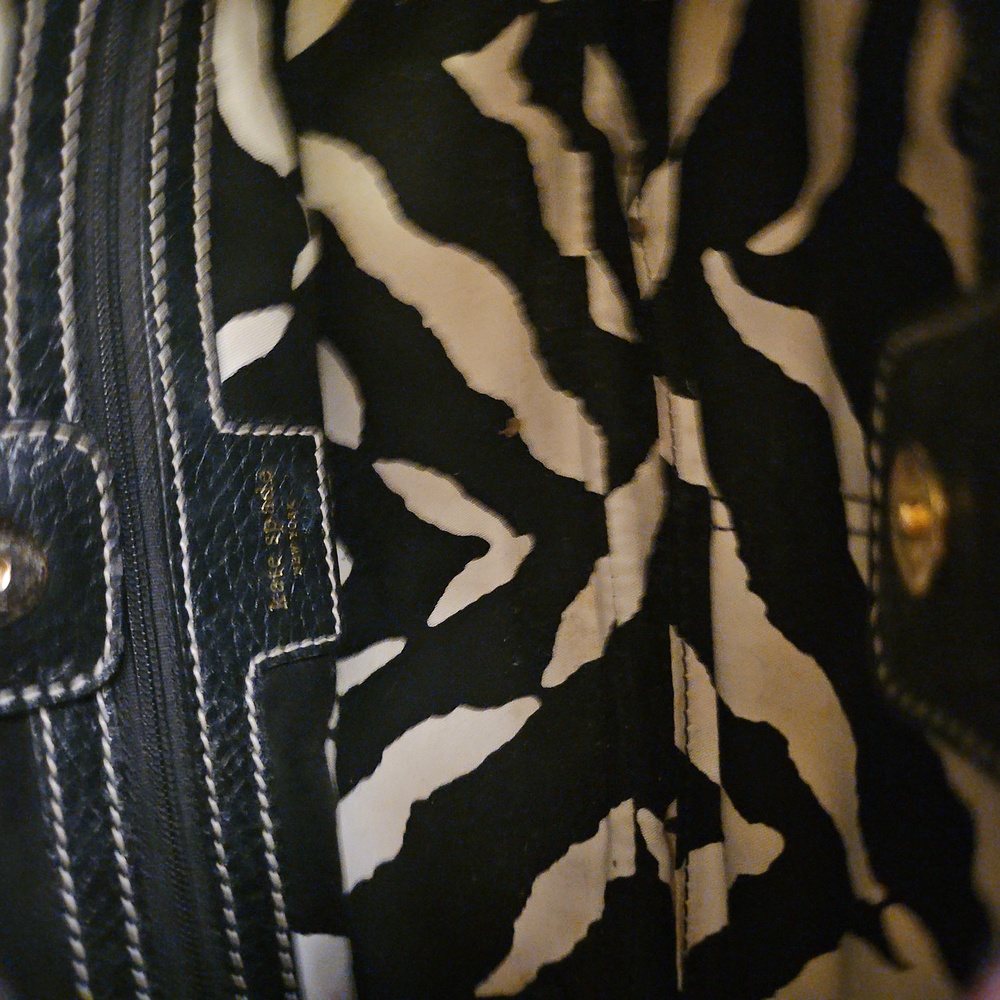 Kate Spade Handbag - Picture 8 of 9